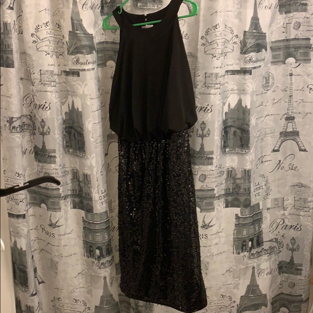 Black dress (sequin bottom)
